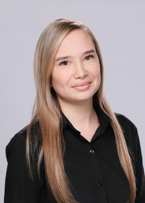 Воспитатель Апонасенко Кристина Юрьевна Воспитатель Апонасенко Кристина Юрьевна